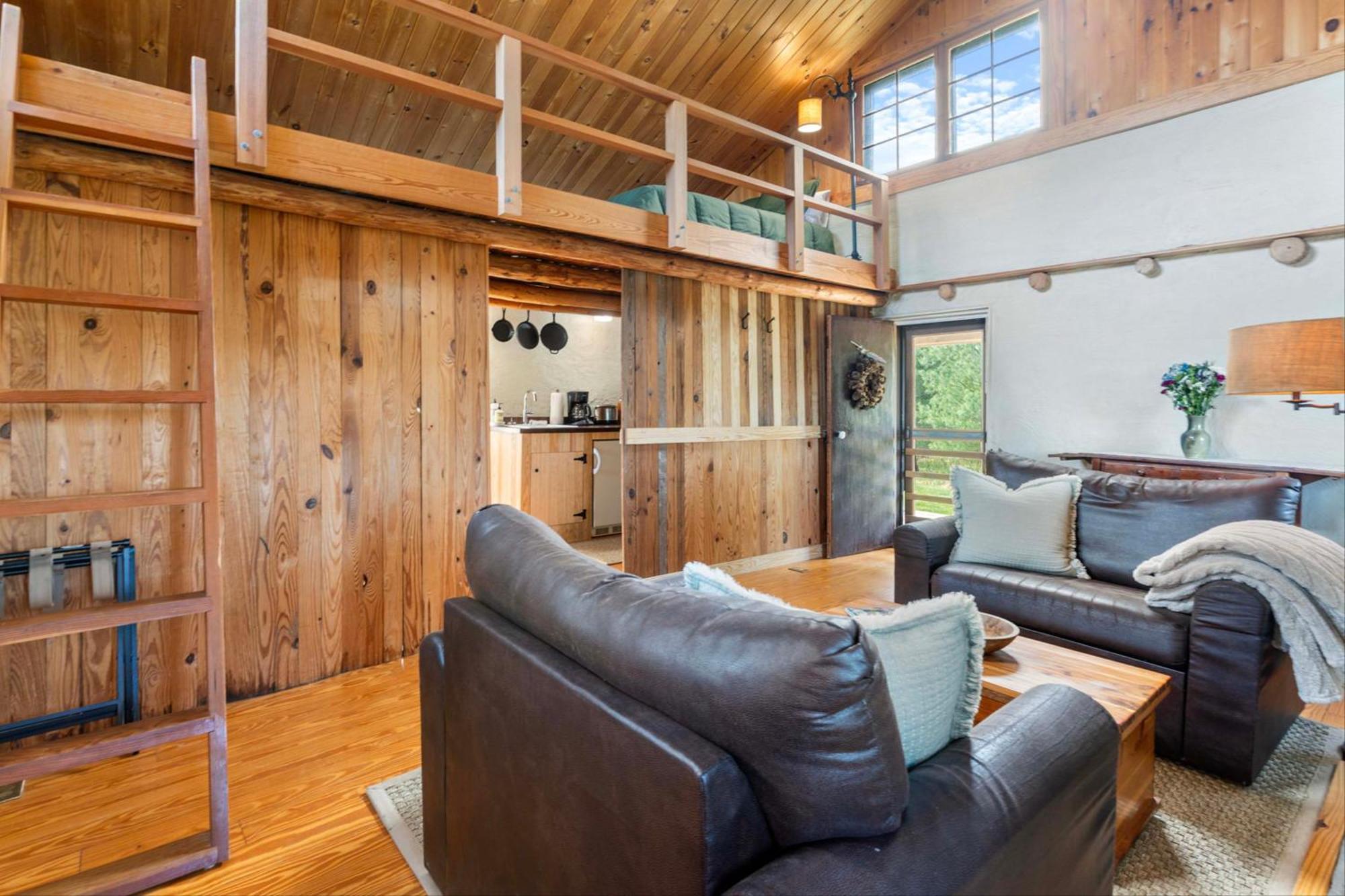 Rustic Baileys Retreat Cabin Near Wineries! Crozet Exterior foto